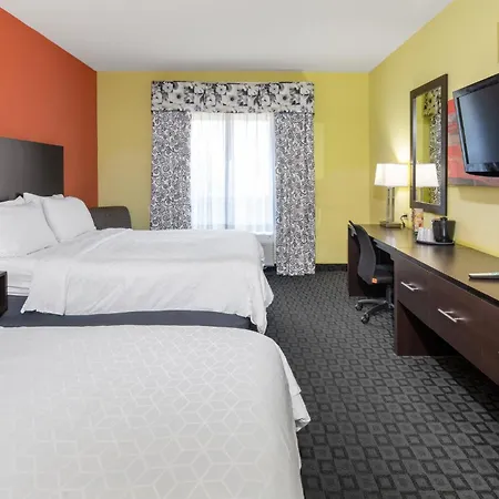 Holiday Inn Garland By Ihg-2