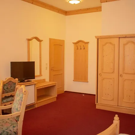 Pension Haus Marga-3