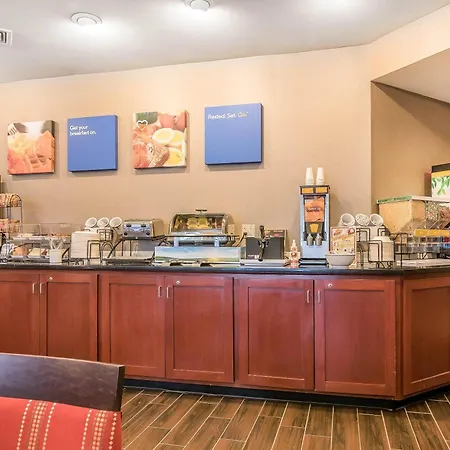 Comfort Inn Concord South End-2