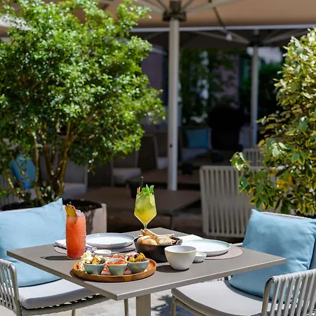 Moevenpick Hotel Basel-3