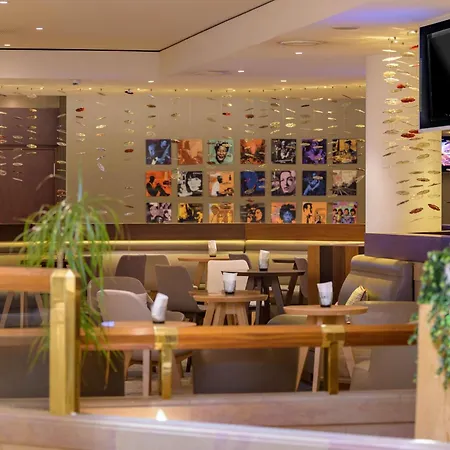 Moevenpick Hotel Geneva-2