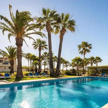 Praia Da Lota Beachfront Resort - Hotel & Apartments-3
