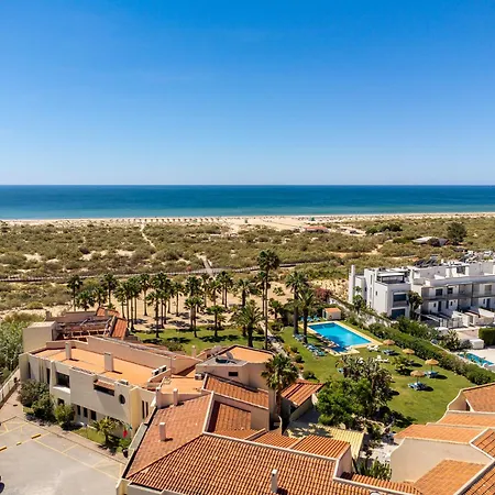 Praia Da Lota Beachfront Resort - Hotel & Apartments-2