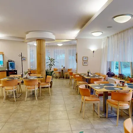 Hotel SET-2