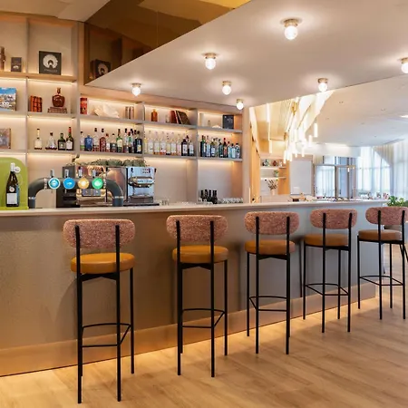 Mercure Tours Nord-3