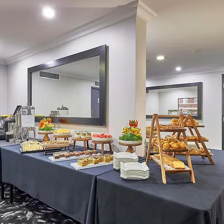 Mercure Perth On Hay-2