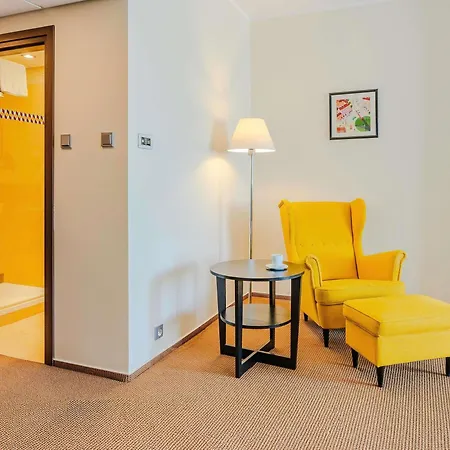Mercure Warszawa Airport-3