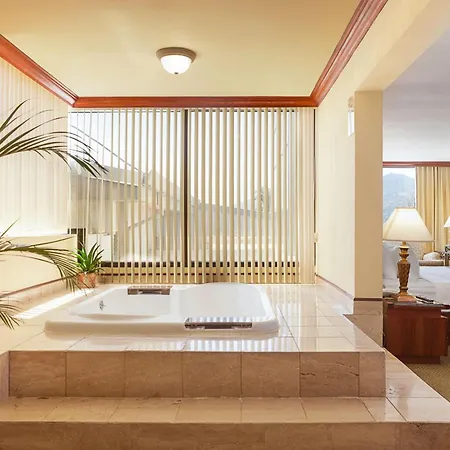 Wyndham San Jose Herradura-2