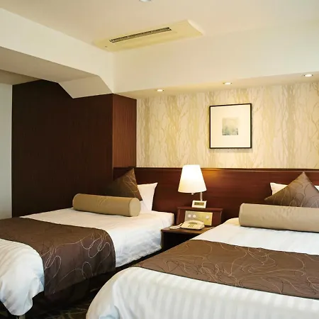 Hotel Plaza Osaka-3