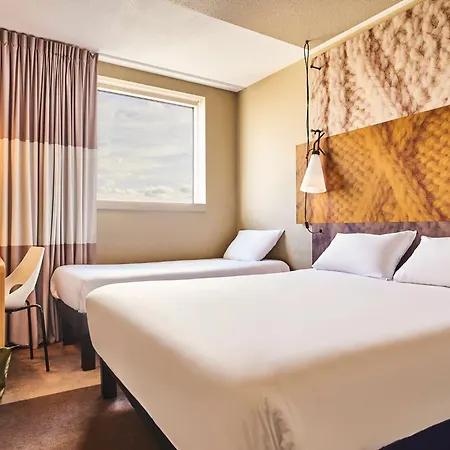 ibis Paris Porte de Montreuil-2