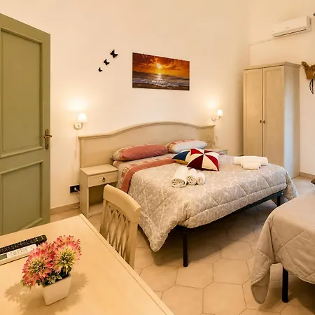 Bed And Breakfast Station-2