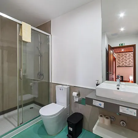 Besmart Suites With Private Wc By Home Sweet Home Aveiro-2
