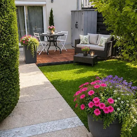 Magic Disney 5Mn Peaceful Home Garden Parking-2