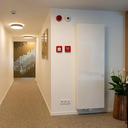 Residence Du Lys - Perrin Apartments-3