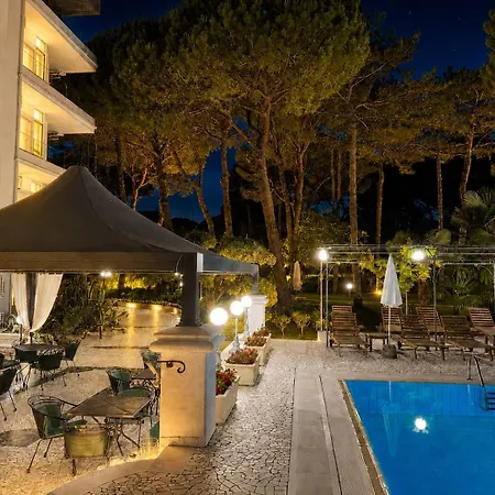 Hotel Greif-2
