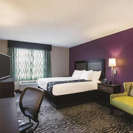 Comfort Inn & Suites Clearwater South-2