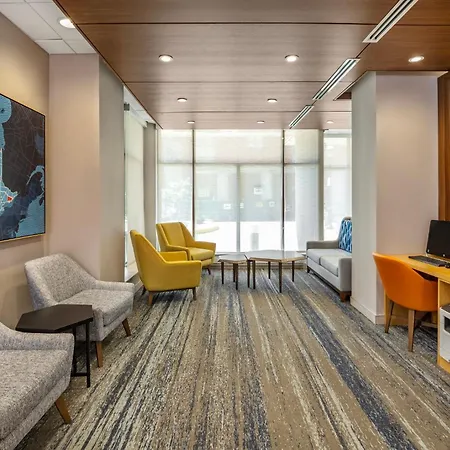 Holiday Inn Express Toronto Downtown By Ihg-2