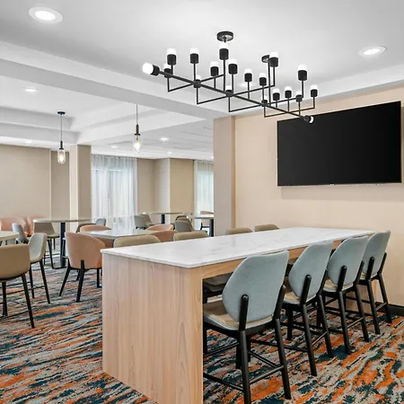 Fairfield Inn And Suites By Marriott Gadsden-2