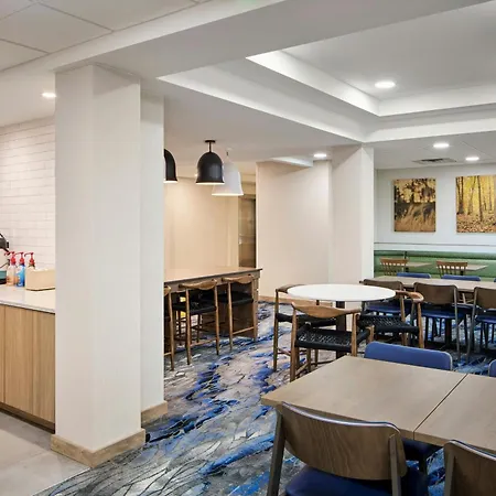 Fairfield Inn & Suites Cleveland Avon-3