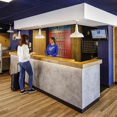 Ibis Budget Southampton Centre-3