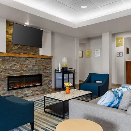 Comfort Inn & Suites Marion I-57-2