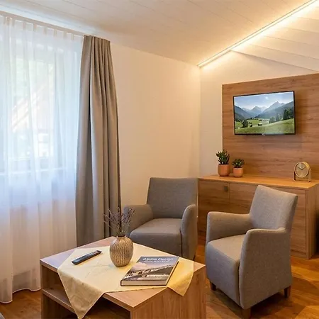 Hotel Anneliese-2
