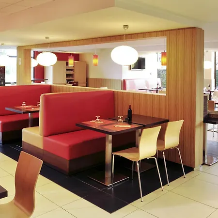 ibis Saintes-2