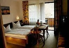 Hotel Garni Forellenfischer-3