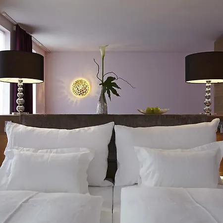 Abito Self-Check-In Suites-2