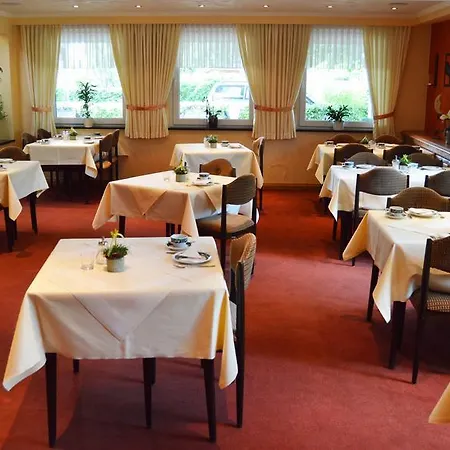 Hotel Haus Rameil-3