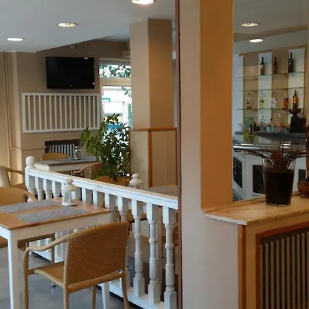 Hotel La Isla-2