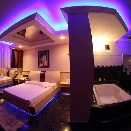 Xenon Motel (Adults Only)-2