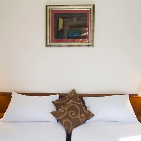Hotel Zagreb-2