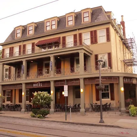 Chestnut Hill Hotel-3