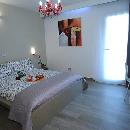H5-5H Luxury Room-3