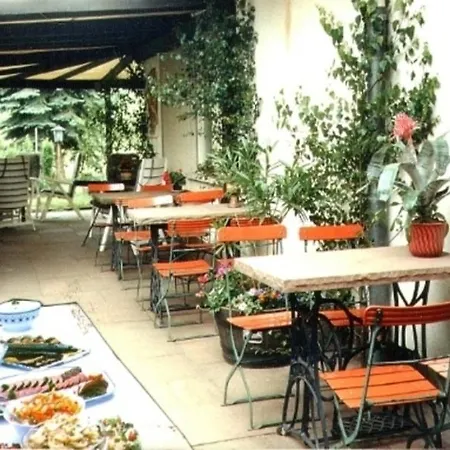 Gasthaus-Pension Zum Brandweiher-2