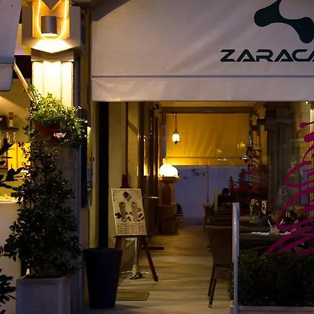 Zara Rooms & Suites-2