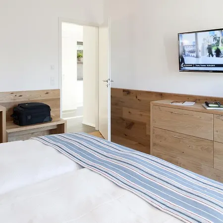 Hotel M120-2