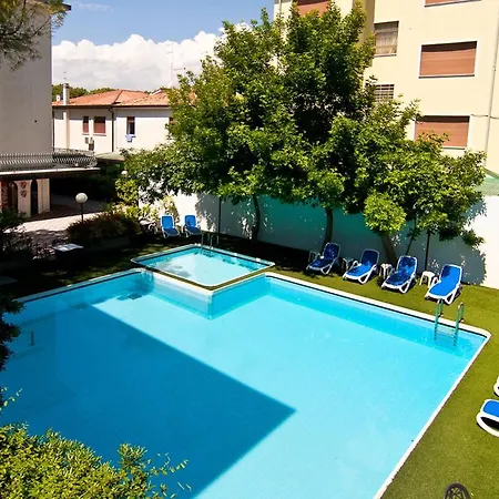 New Hotel-2