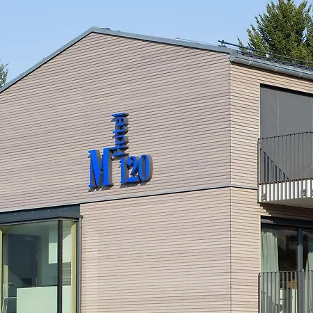 Hotel M120-3