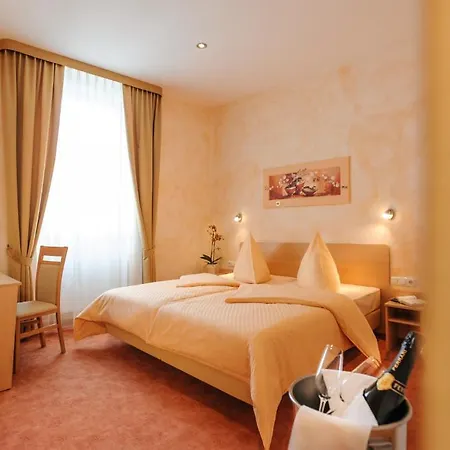 Hotel Mediterraneo-2