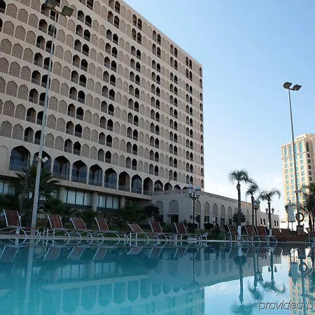 Hilton Alger-2