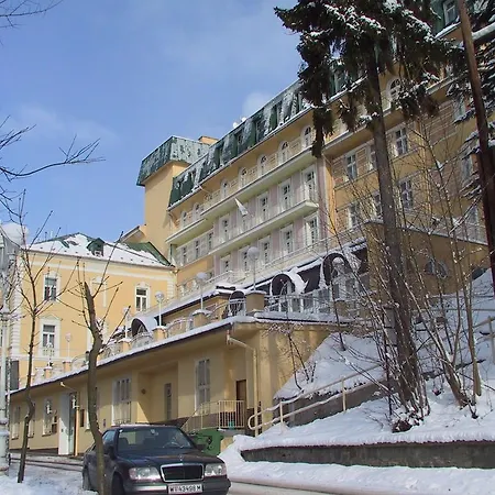 Ensana Vltava-2