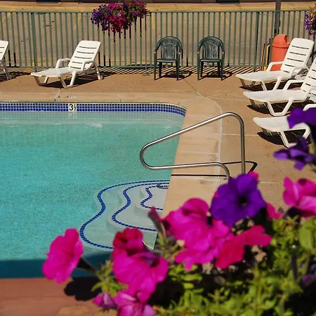 Caravan Inn-2