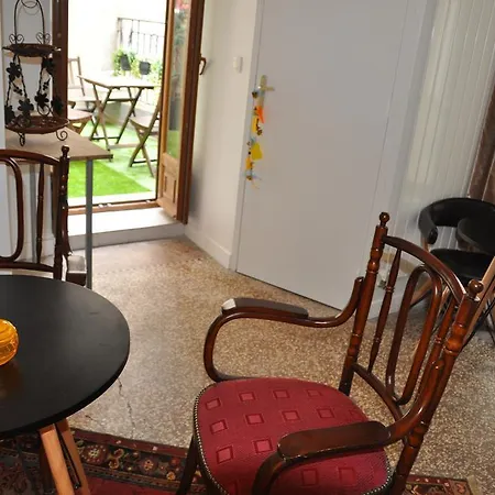 Ida Chambres D'Hotes B&B-2