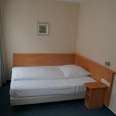 Cityhotel Primavera-3