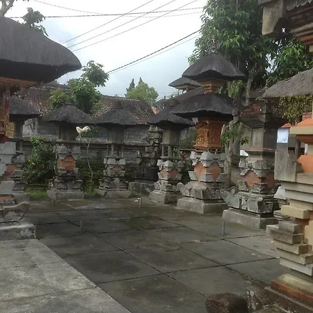Suka'S House Bed & Breakfast-2