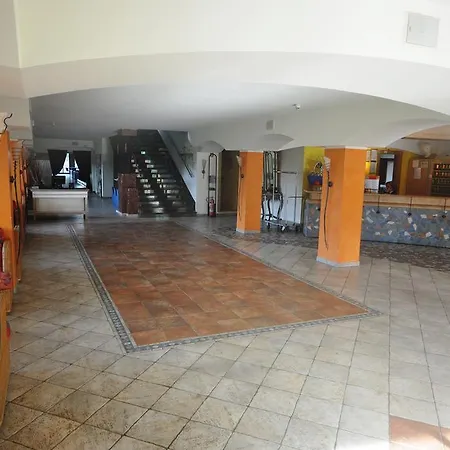 Grand Hotel Azzurra Club-2