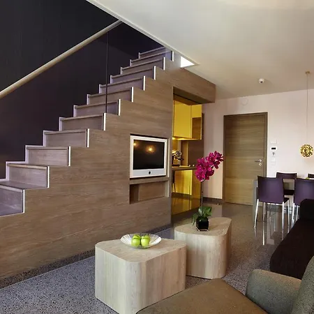 Abito Self-Check-In Suites-3