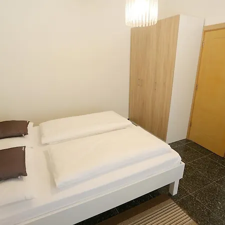 Zadar Street Apartments And Room-2